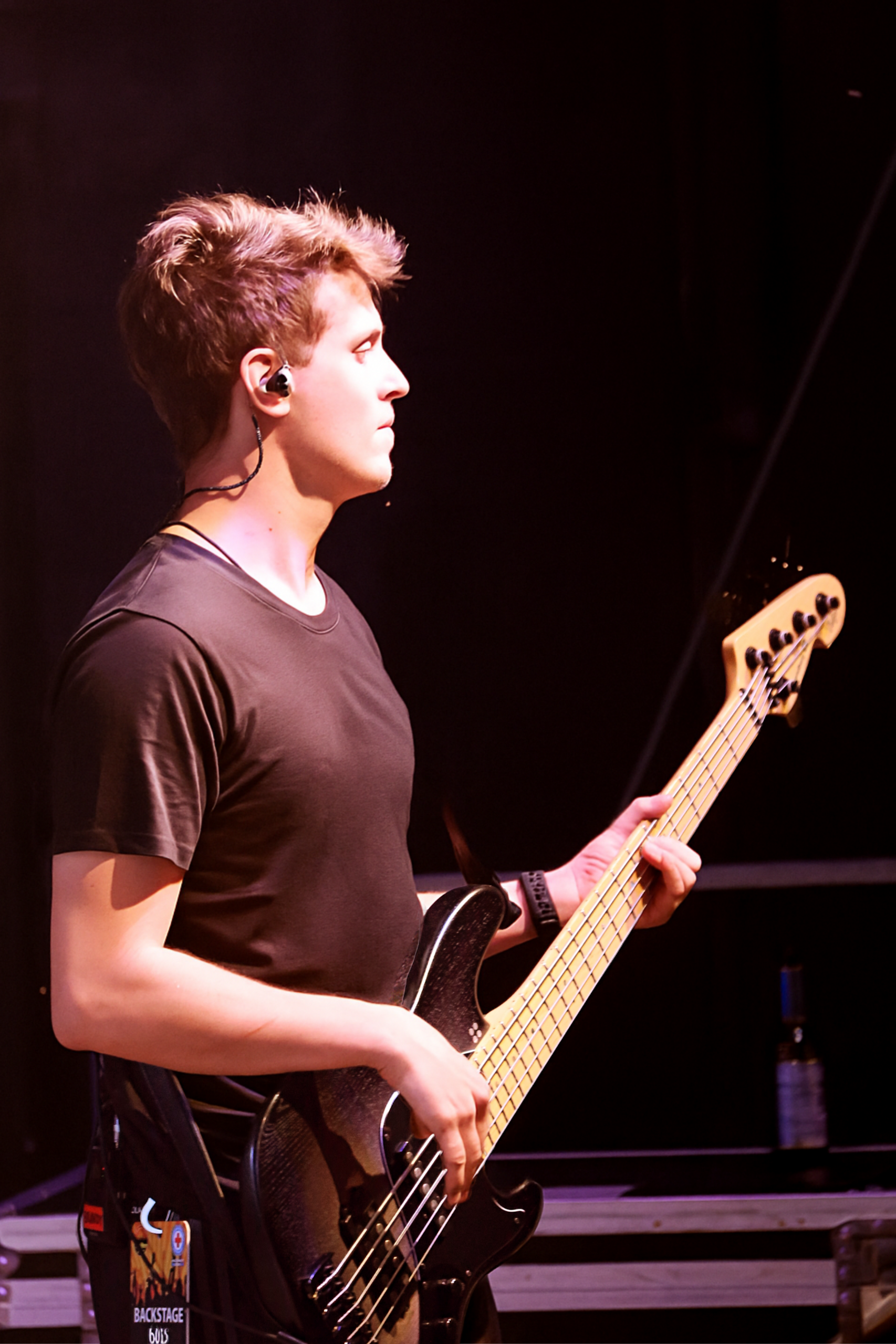 Brandnew Partyband in Rosenheim.
Hier ist unser Bassist Andreas Brand "Brandy" zu sehen wie er live auf einer Bühne steht. Das Bild wurde bei einem riesigen Open-Air Konzert in Erding aufgenommen